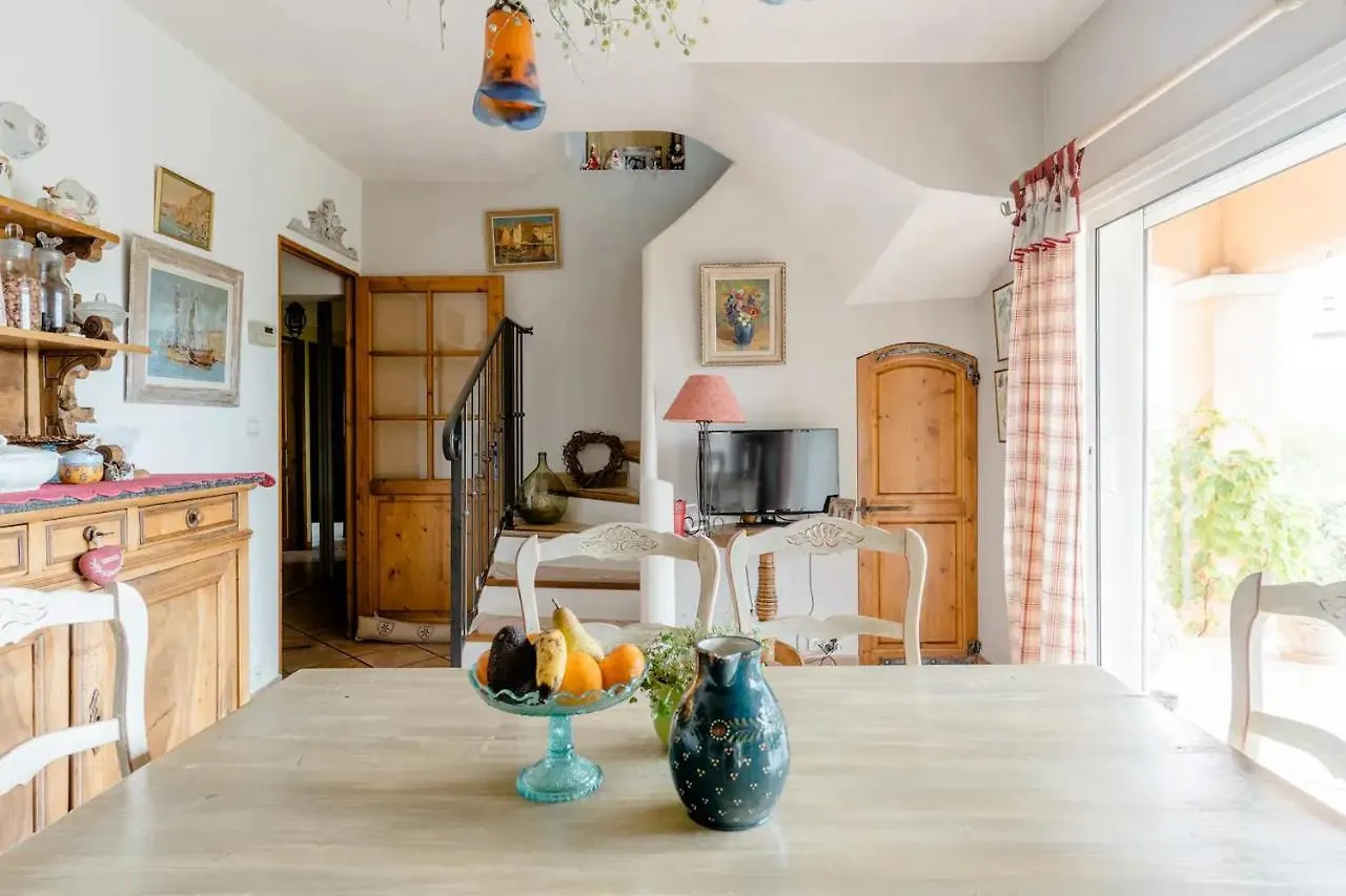 Bed and Breakfast Agreable Chambre D'Hotes Avec Piscine à Le Beausset 0*,  France
