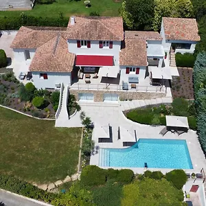 https://the-view-aix-en-provence.aixenprovencehotels.org